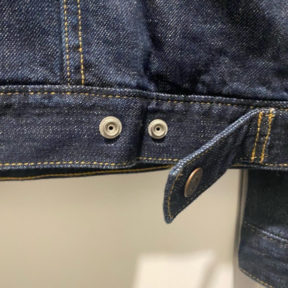 EUC Levi Sherpa Denim Collar Jacket With Lining Size Med Dark Wash Snap Close - Picture 6 of 11